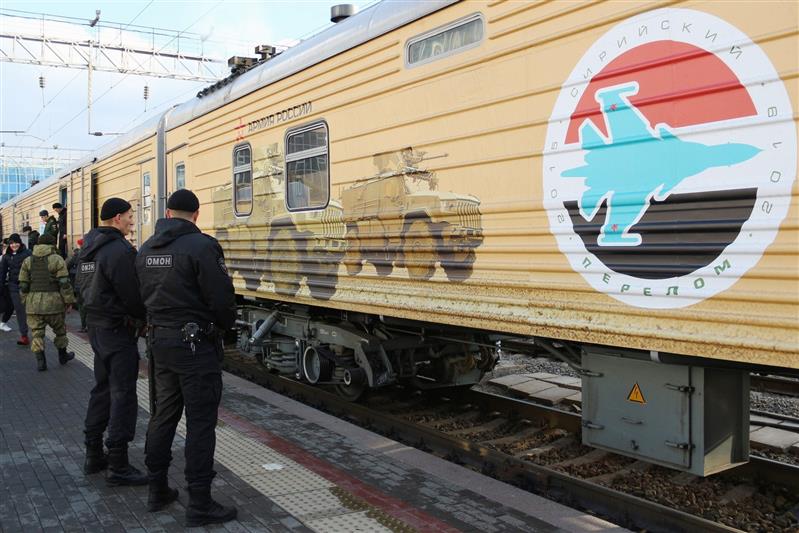 Росгвардия обеспечила правопорядок на передвижной железнодорожной выставке «Сирийский перелом» в Ростове-на-Дону