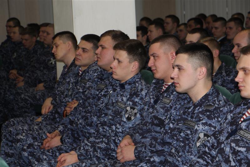 Ветеран боевых действий рассказал будущим сотрудникам столичного управления Росгвардии о своей службе в Афганистане