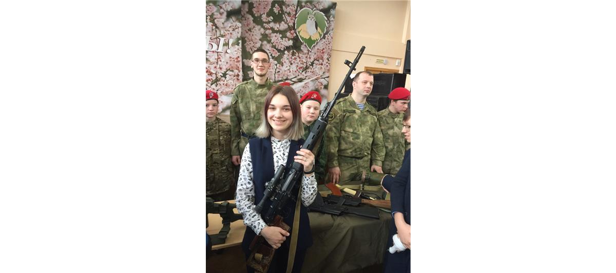 Сотрудники СОБР провели патриотическое мероприятие для владимирских школьников