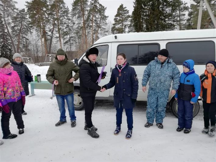 Росгвардейцы Удмуртии поздравили воспитанников Орловского детского дома с Днем защитника Отечества 