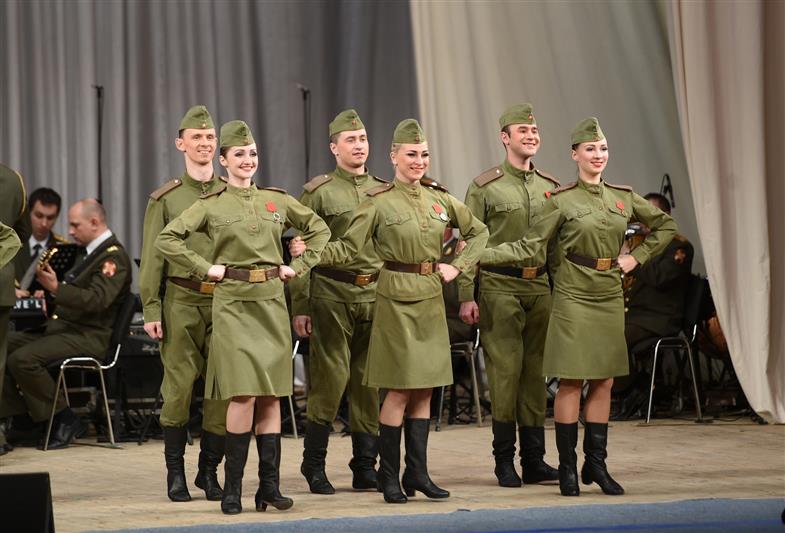 В Нижнекамске прошел очередной концерт Академического ансамбля песни и пляски Росгвардии в рамках гастрольного тура по Республике Татарстан