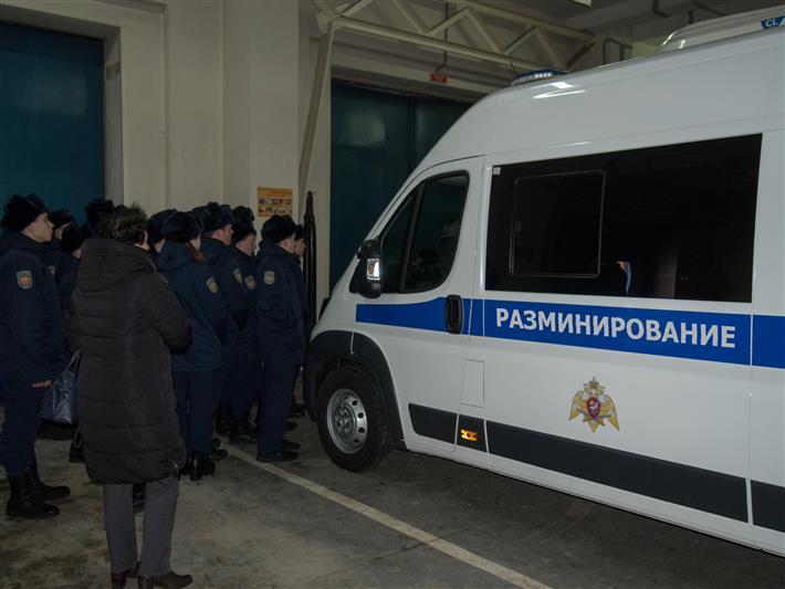 Сотрудники ОМОН провели День открытых дверей для чебоксарских кадет