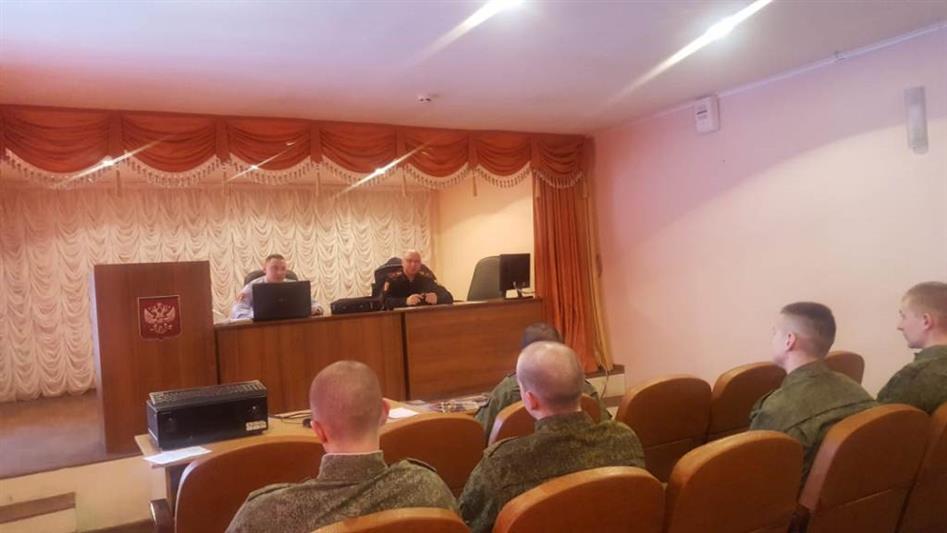 Ямальские росгвардейцы провели агитационную кампанию среди военнослужащих, проходящих военную службу по призыву 