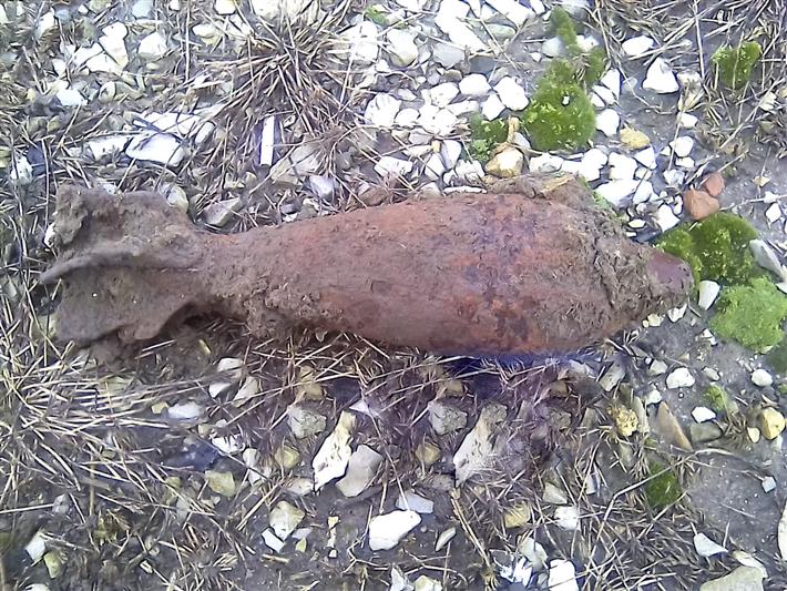 Сотрудники ОМОН обследовали и уничтожили минометную мину времен войны, найденную в одном из кубанских сел