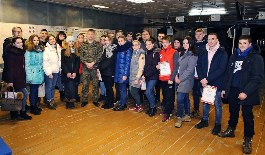 В Мордовии накануне Дня защитника Отечества будущие педагоги побывали в гостях у Росгвардии