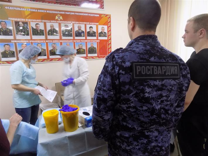 Регистр потенциальных доноров стволовых клеток для онкобольных пополнился фамилиями сотрудников кировского отдела вневедомственной охраны 