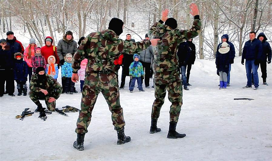 В Мордовии росгвардейцы отметили День защитника Отечества спортивным праздником