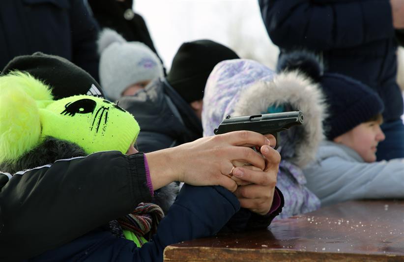 В Мордовии росгвардейцы отметили День защитника Отечества спортивным праздником