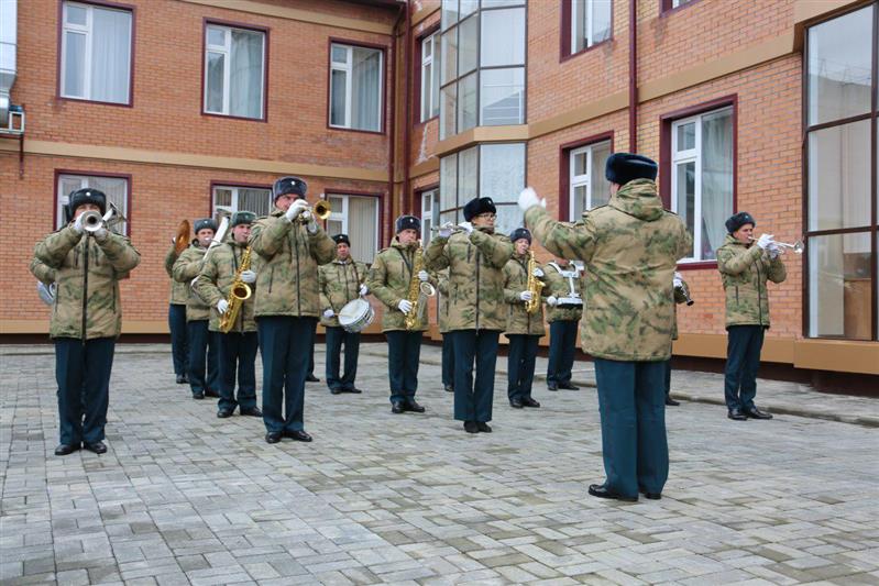 Росгвардейцы Чеченской Республики приняли участие в увековечении памяти воинов-интернационалистов (фото, видео)