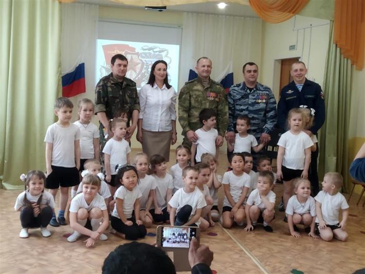 В рамках акции Росгвардии «Неделя мужества» в Приморье прошли военно-патриотические мероприятия