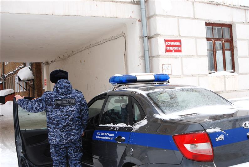 Благодаря сотрудникам Росгвардии в Кирове задержан мужчина, подозреваемый в убийстве собственного отца
