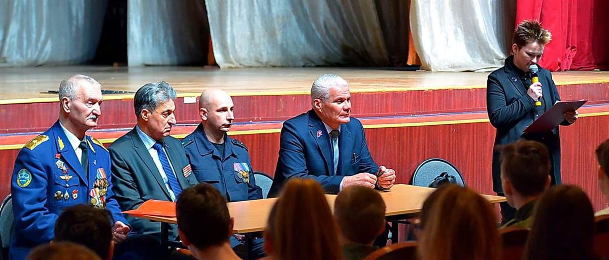 В Иванове офицер Росгвардии стал почетным гостем областного Урока мужества