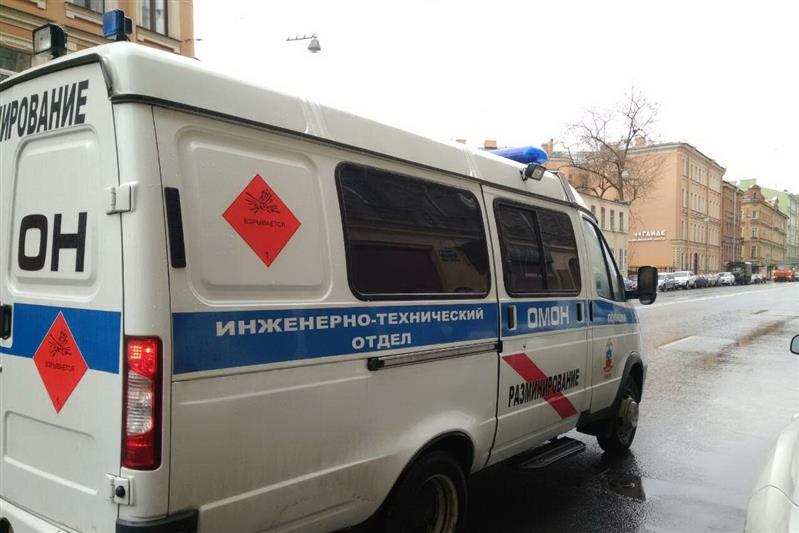 Сотрудники ОМОН изъяли боеприпасы времен войны на месте взрыва в Кировском районе Ленобласти 