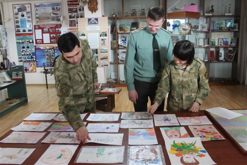 Бурятские росгвардейцы подвели итоги конкурса «Моя мама служит в Росгвардии» 