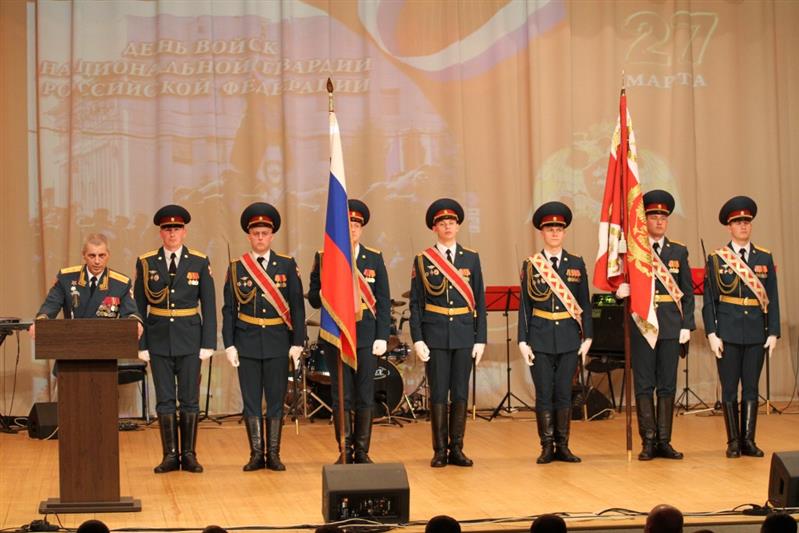 Росгвардейцы Восточного округа отметили профессиональный праздник (фото, видео)