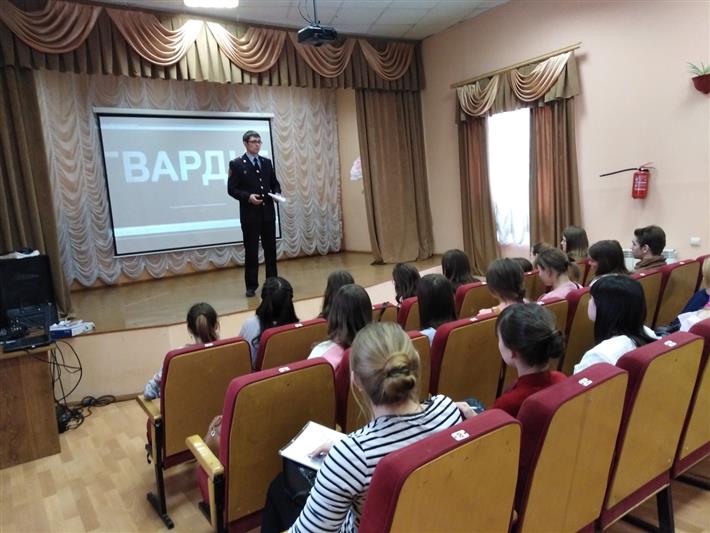 Росгвардейцы Зауралья побывали в гостях у студентов-физкультурников