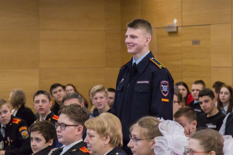 Совет по культуре при Росгвардии провел встречу офицеров ведомства с молодежью в парке «Зарядье»