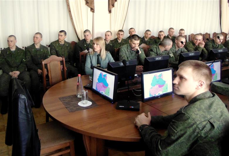 Военнослужащие астраханского батальона Росгвардии приобщились к истории Крыма  