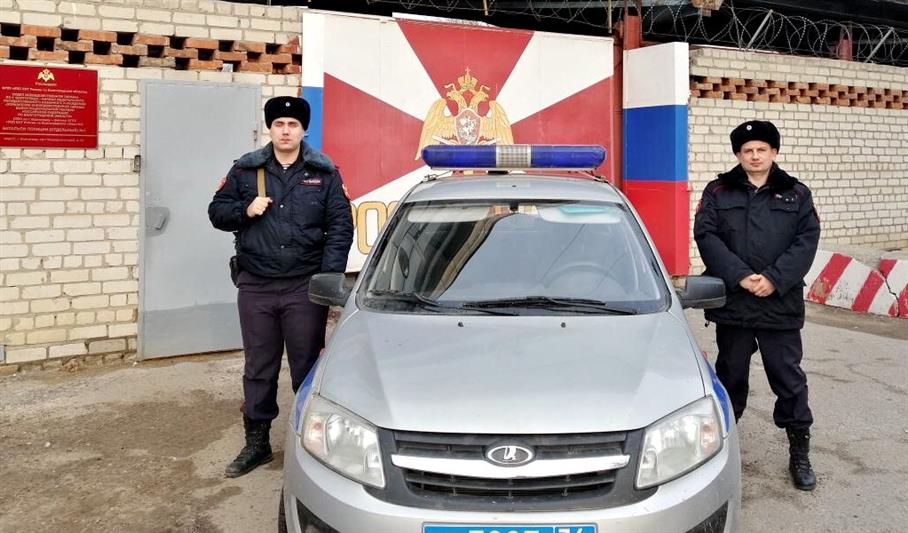 Волгоградские росгвардейцы задержали нескольких подозреваемых в совершении уголовных преступлений 