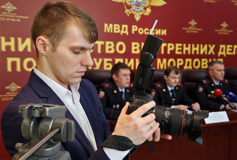 Представители Росгвардии и МВД рассказали журналистам Мордовии о контроле за оборотом оружия в республике