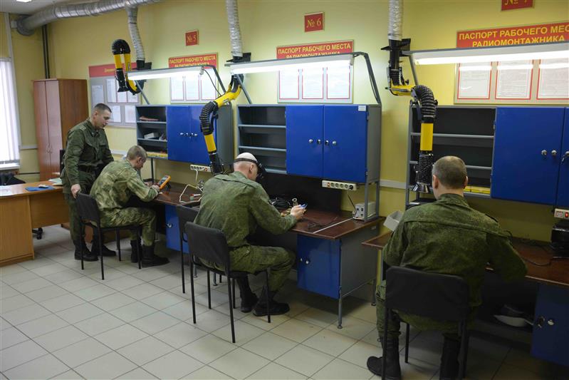 В Екатеринбурге прошел учебный сбор специалистов по эксплуатации инженерно-технических средств охраны Уральского округа Росгвардии