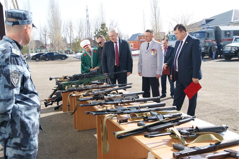 Росгвардейцы Приволжья отметили профессиональный праздник (фото)