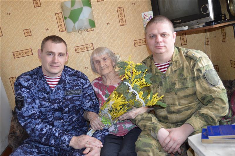 В Центральном округе Росгвардии прошли мероприятия по случаю 8 марта