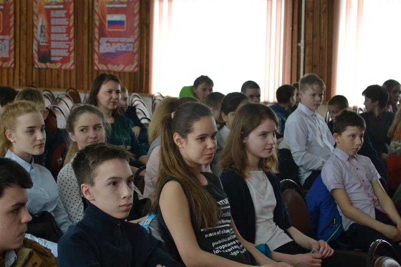 Росгвардейцы провели День открытых дверей для ульяновских школьников 