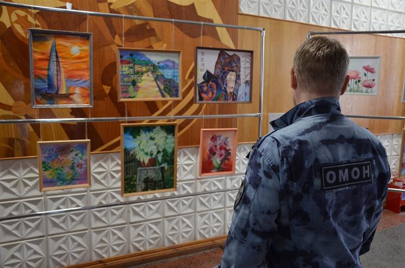 Росгвардейцы Северо-Запада отметили профессиональный праздник