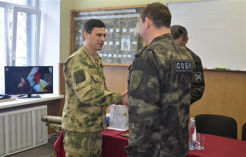 СОБР «Росомаха» Управления Росгвардии по Мурманской области отметил свое 26-летие