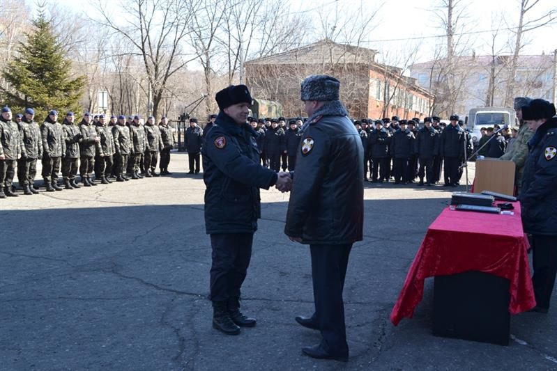 Росгвардейцы Восточного округа отметили профессиональный праздник (фото, видео)