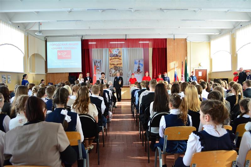 Председатель архангельского регионального отделения ветеранов Росгвардии присоединился к акции «Знамя Победы»