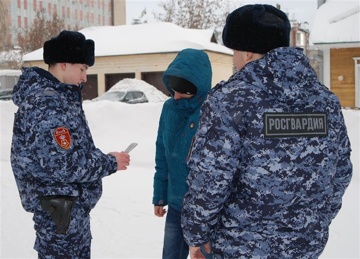 Нарядом отдела вневедомственной охраны по городу Кирову задержан подозреваемый в совершении особо тяжкого преступления