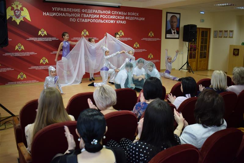 В Северо-Кавказском округе Росгвардии прошли праздничные мероприятия по случаю 8 марта