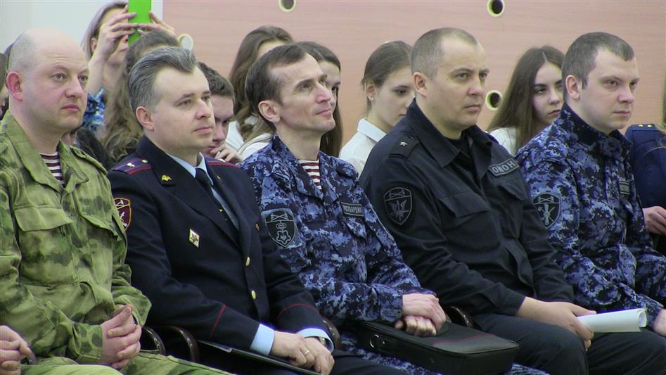 В саратовских школах проходят «Дни Росгвардии» (видео)