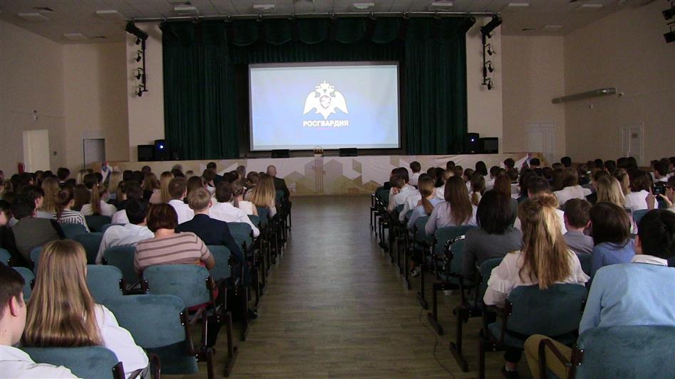 В саратовских школах проходят «Дни Росгвардии» (видео)