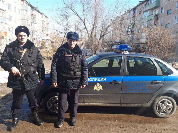В Волгоградской области росгвардейцы задержали подозреваемых в кражах