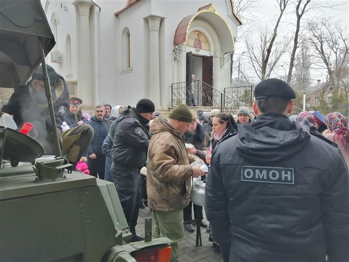 Бойцы ростовского ОМОН приняли участие в благотворительной акции