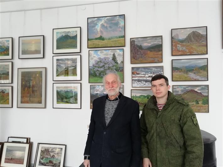 Росгвардейцы Зауралья побывали в гостях у художника Германа Травникова