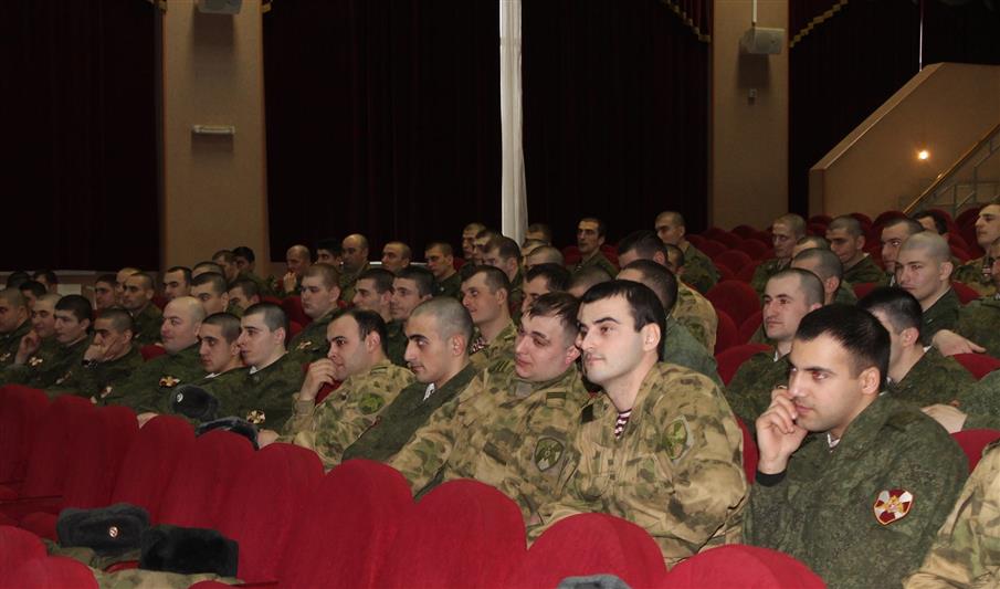 Уроженцы Дагестана, проходящие службу в дивизии имени Дзержинского, встретились с сотрудниками постпредства республики при президенте