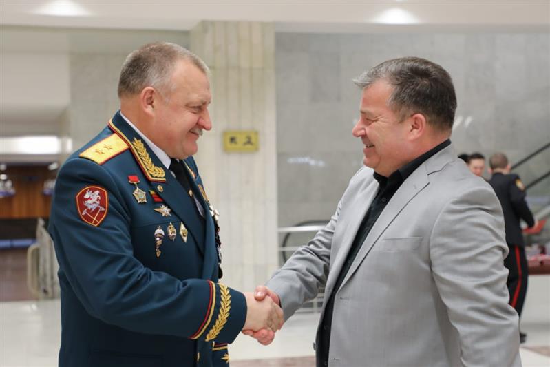 Мастера искусств поздравили военнослужащих и сотрудников Росгвардии в Государственном Кремлевском дворце 