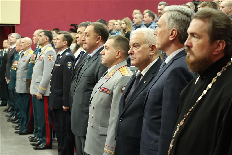В Пятигорске личный состав Северо-Кавказского округа Росгвардии поздравили с профессиональным праздником