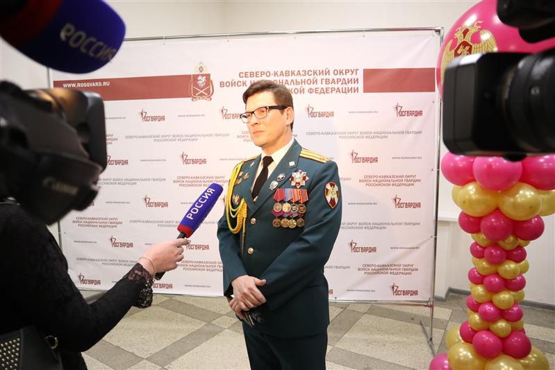 В Пятигорске личный состав Северо-Кавказского округа Росгвардии поздравили с профессиональным праздником