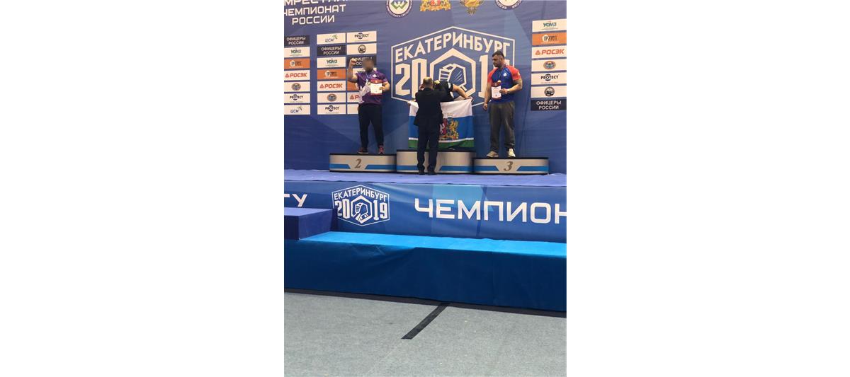 Росгвардеец из Дагестана стал серебряным призером чемпионата России по армрестлингу