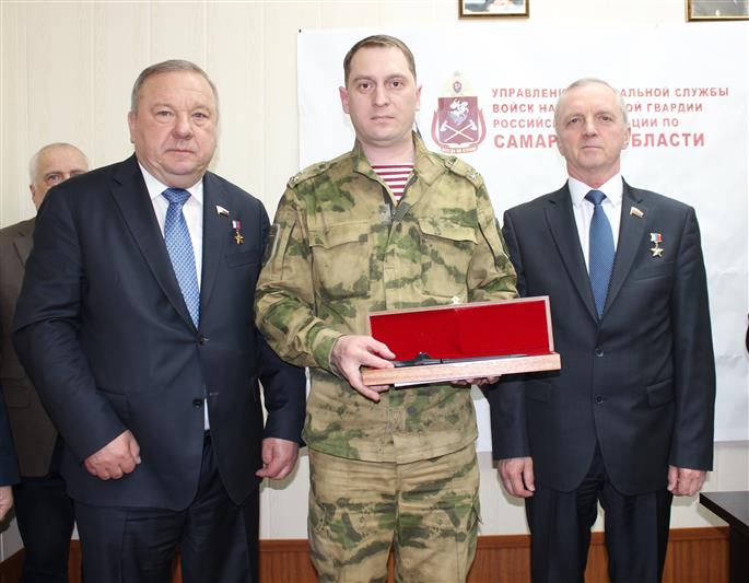 Самарские росгвардейцы отмечены благодарностями комитета Госдумы по обороне (видео)