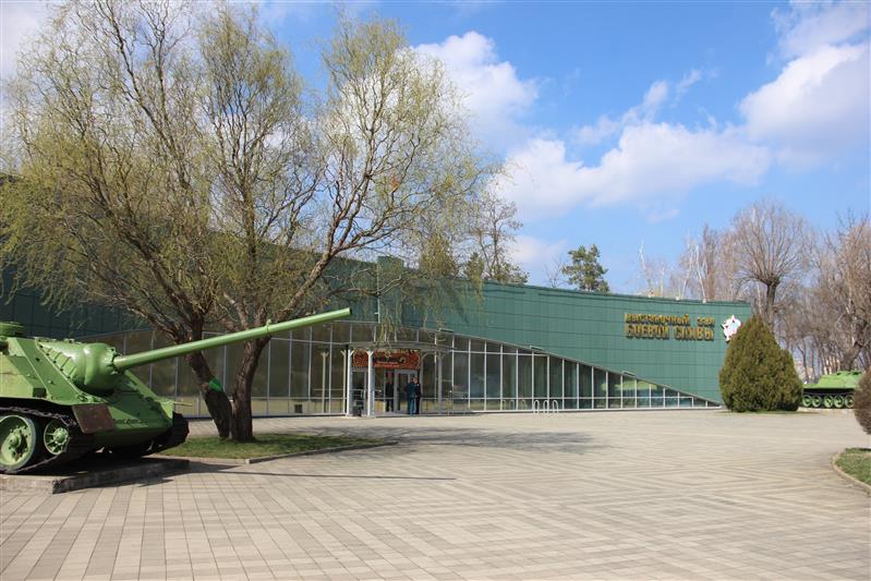 В краснодарском центре патриотического воспитания молодежи в канун Дня Росгвардии состоялось чествование военнослужащих и сотрудников ведомства 