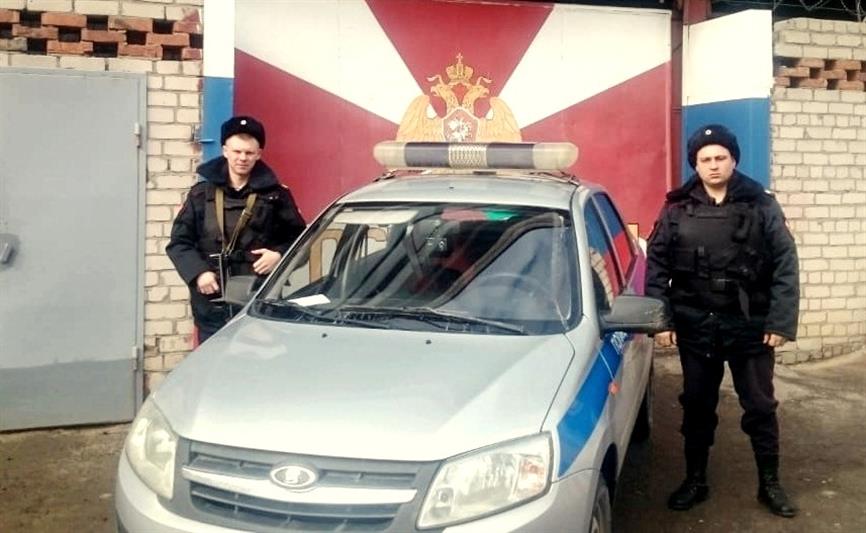 В Волгоградской области сотрудники Росгвардии задержали подозреваемых в совершении преступлений имущественного характера