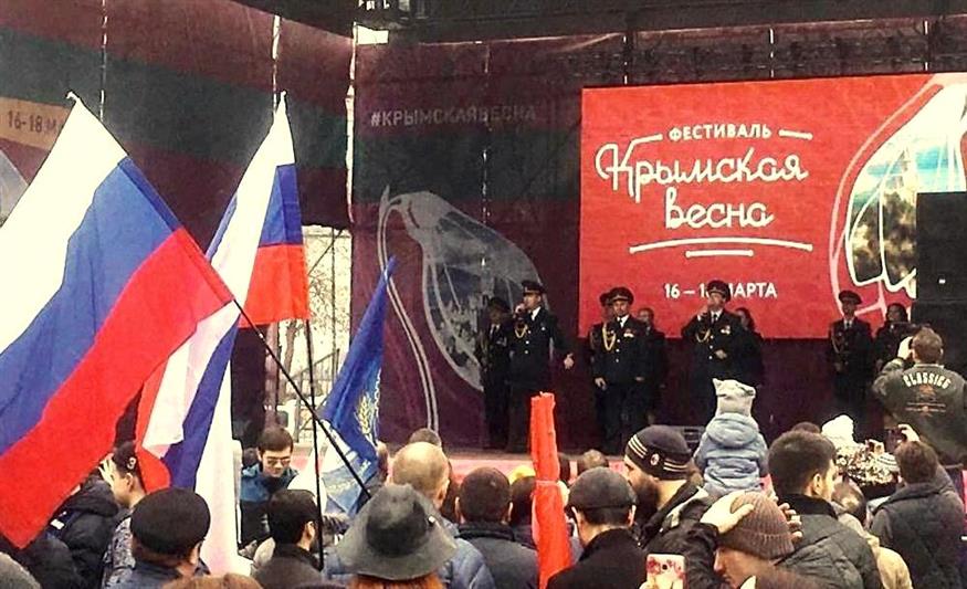 Ансамбль песни и пляски Южного округа Росгвардии выступил на фестивале «Крымская весна» в Ростове-на-Дону (видео)