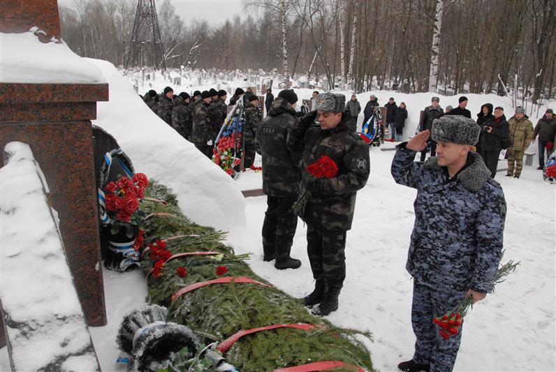 В Перми почтили память погибших бойцов СОБР 