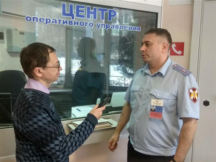 В Алтайском крае журналисты окунулись в служебные будни сотрудников вневедомственной охраны (видео)